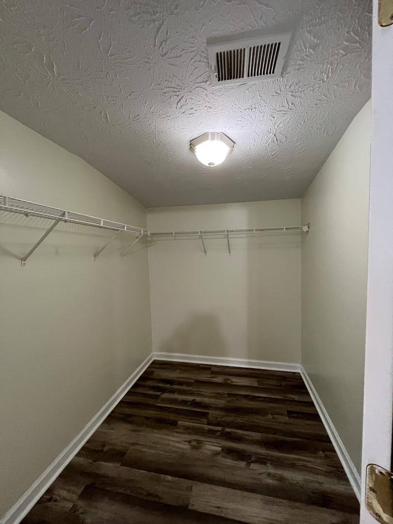 House for rent at 450 Shawnee Ave, Lexington, KY 40505