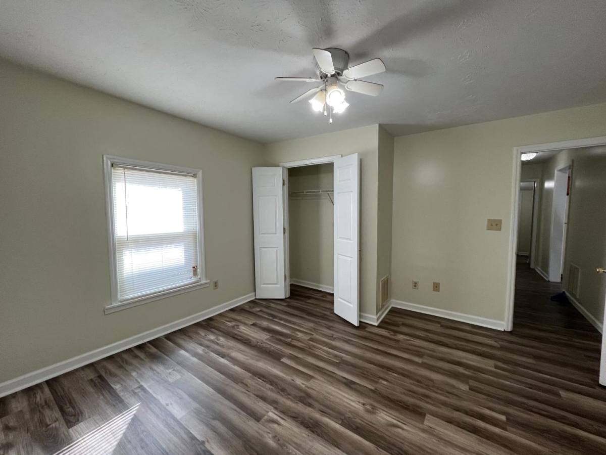 House for rent at 450 Shawnee Ave, Lexington, KY 40505
