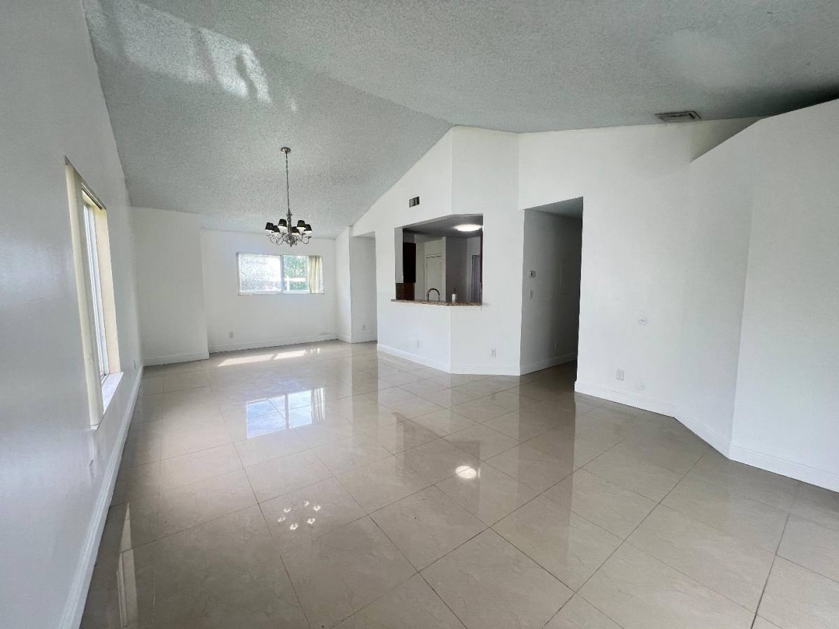 Condo for rent at 3477 NW 44 St #SUMMER Lake Condo, Fort Lauderdale, FL 33309