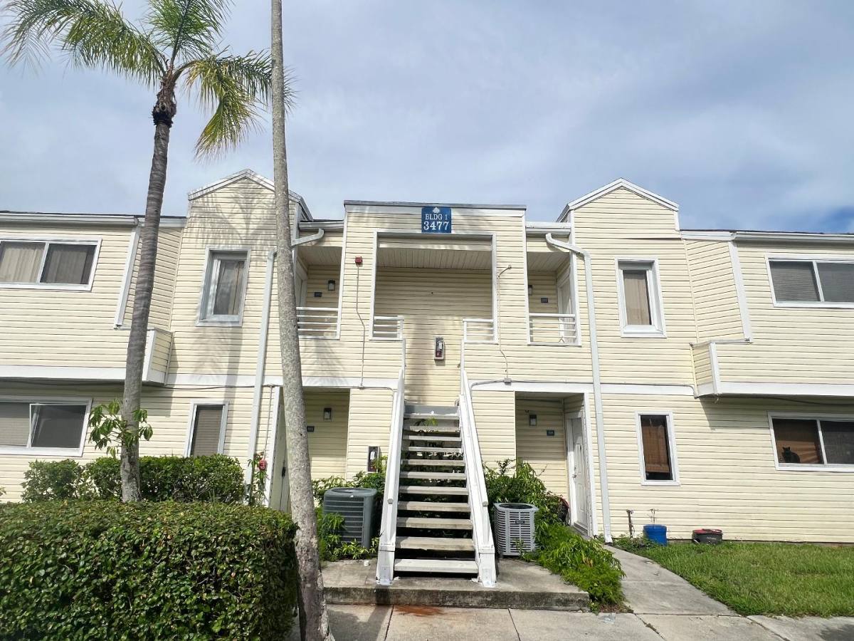 Condo for rent at 3477 NW 44 St #SUMMER Lake Condo, Fort Lauderdale, FL 33309