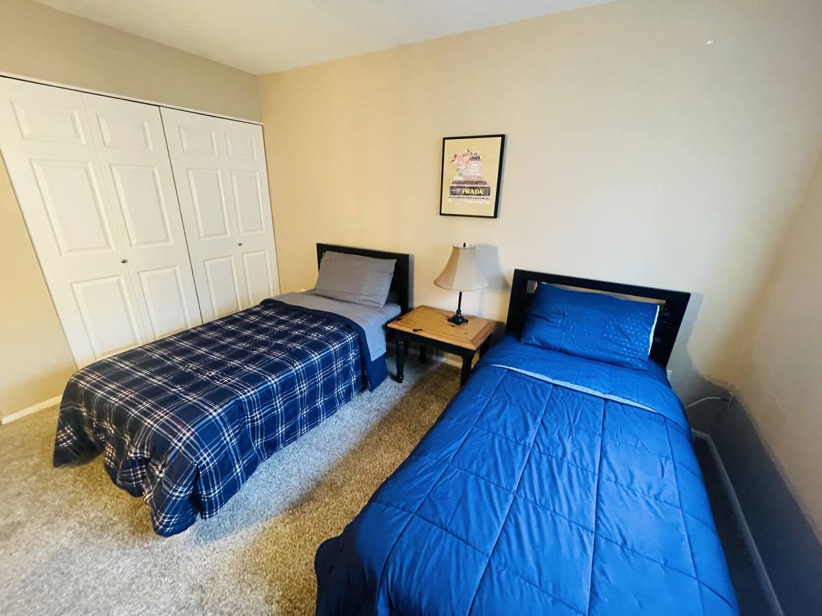 Apartment for rent at 46 Township Line Rd, Elkins Park, PA 19027
