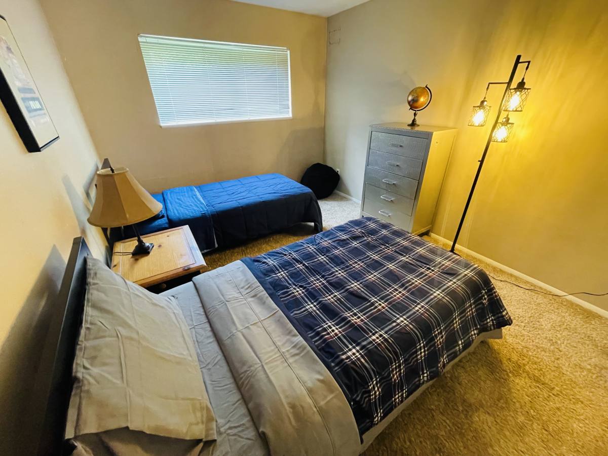 Apartment for rent at 46 Township Line Rd, Elkins Park, PA 19027