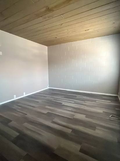 Apartment for rent at 1330 F St #12, Lincoln, NE 68508