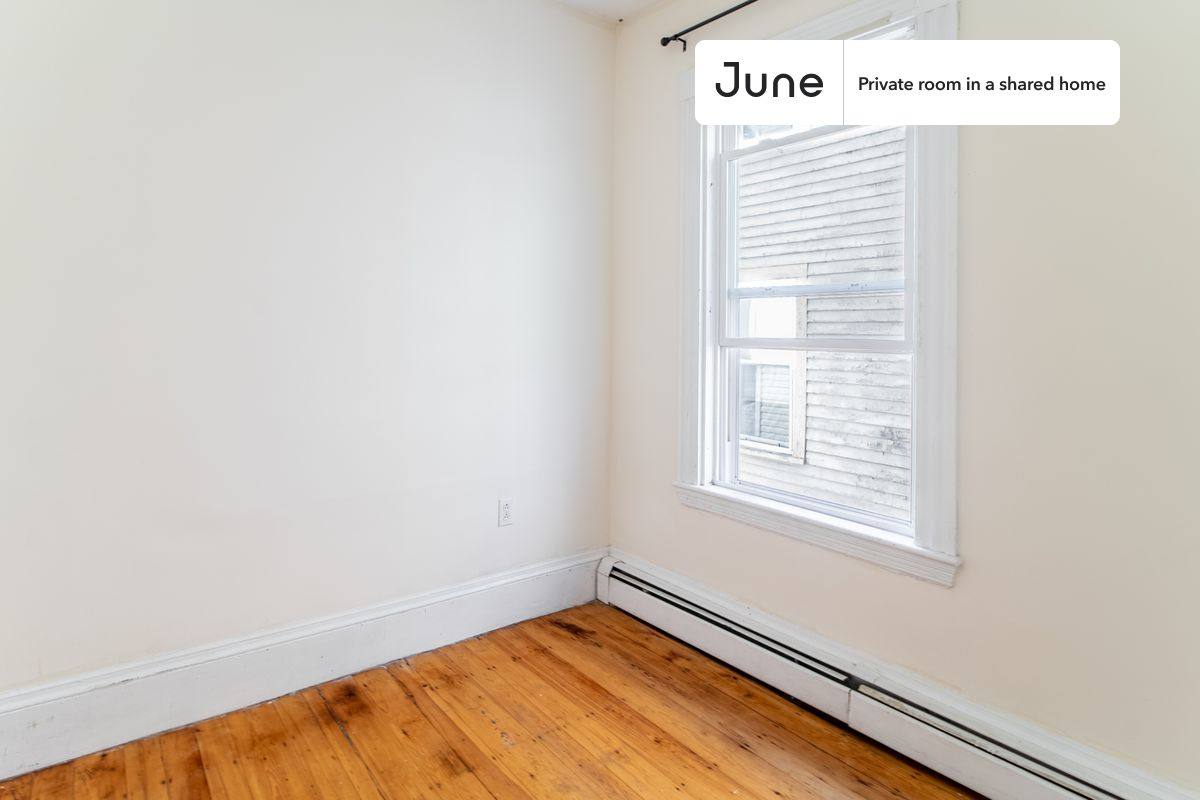 Apartment for rent at 72 Calumet St #B, Roxbury Crossing, MA 02120