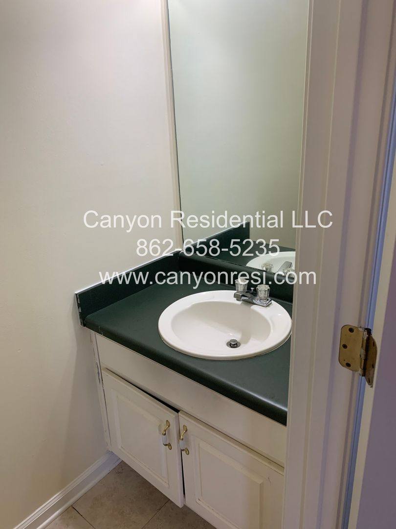 Apartment for rent at 125 Bay Court, Stockbridge, GA 30281