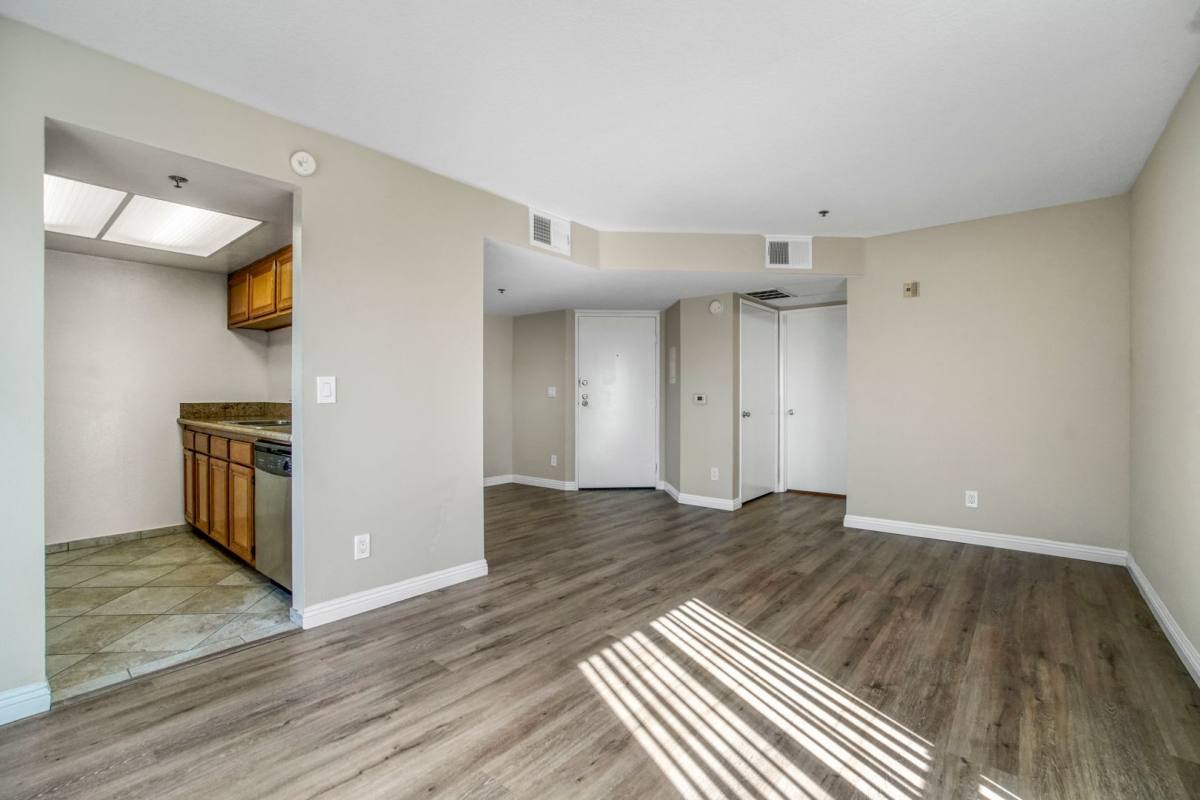 Apartment for rent at 511 S Carondelet St, Los Angeles, CA 90057