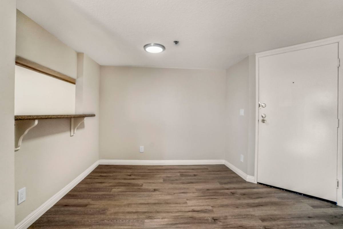 Apartment for rent at 511 S Carondelet St, Los Angeles, CA 90057
