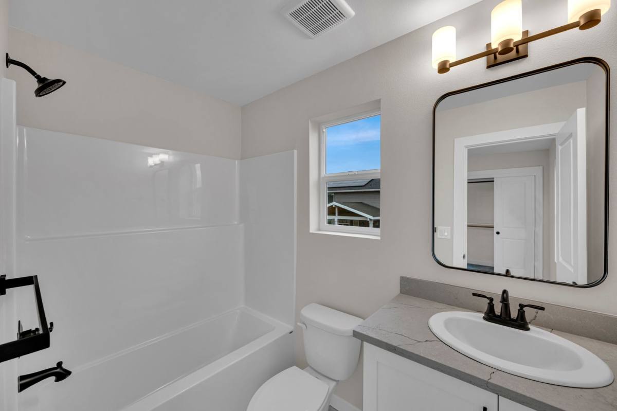 Townhouse for rent at 2760-2834 N Crater Lane, Newberg, OR 97132