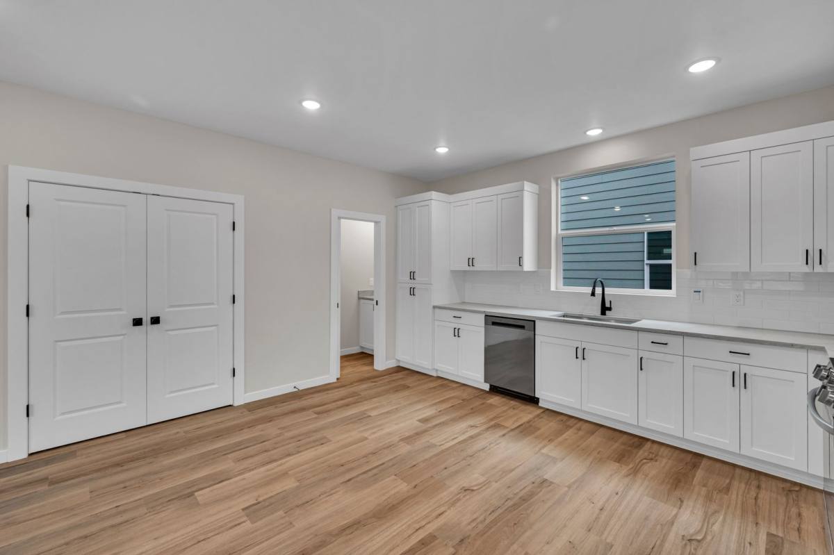 Townhouse for rent at 2760-2834 N Crater Lane, Newberg, OR 97132