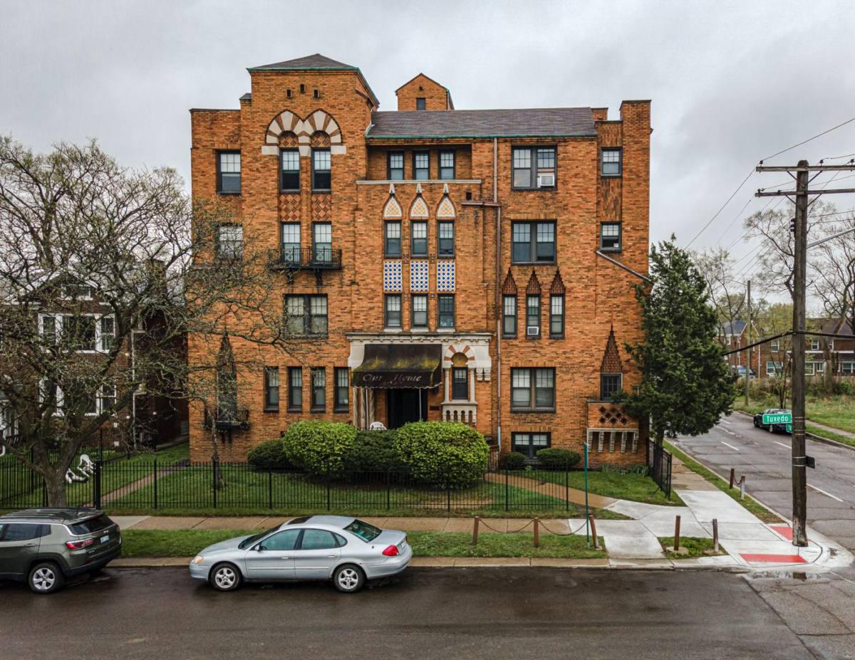 Apartment for rent at 2023 Tuxedo St, Detroit, MI 48206