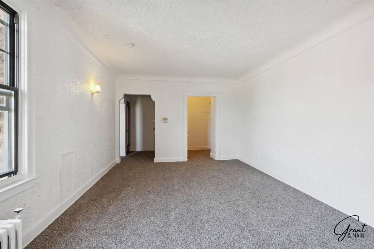 Apartment for rent at 2023 Tuxedo St, Detroit, MI 48206