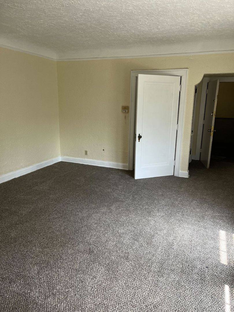 Apartment for rent at 2023 Tuxedo St, Detroit, MI 48206