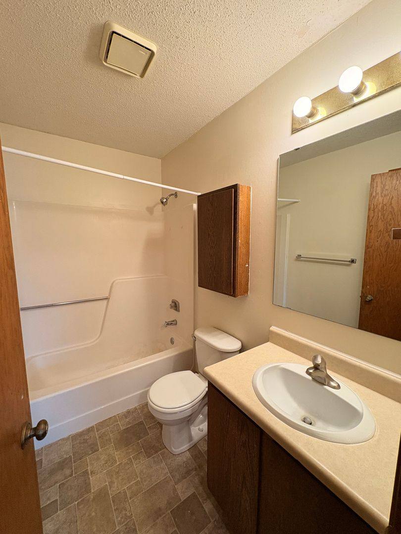 Apartment for rent at 2426 30th Ave NW #C, Rochester, MN 55901