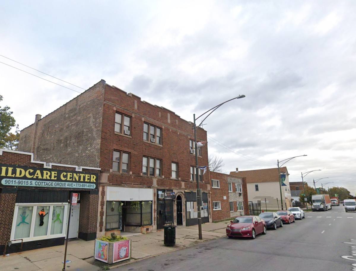 Apartment for rent at 9017-25 S Cottage Grove Ave, Chicago, IL 60619