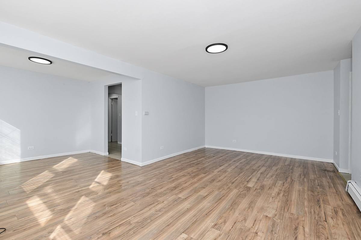 Apartment for rent at 9017-25 S Cottage Grove Ave, Chicago, IL 60619
