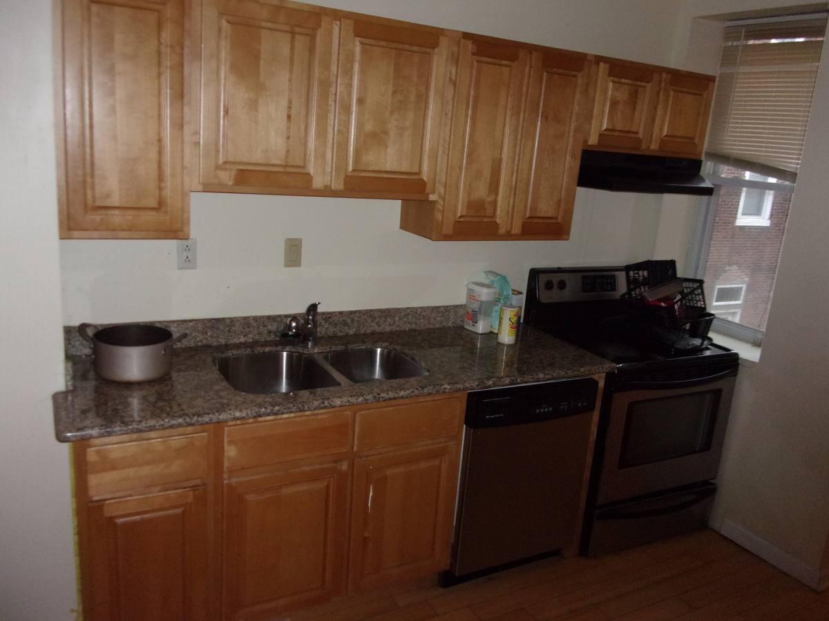 Apartment for rent at 1532 N 17th, Philadelphia, PA 19121