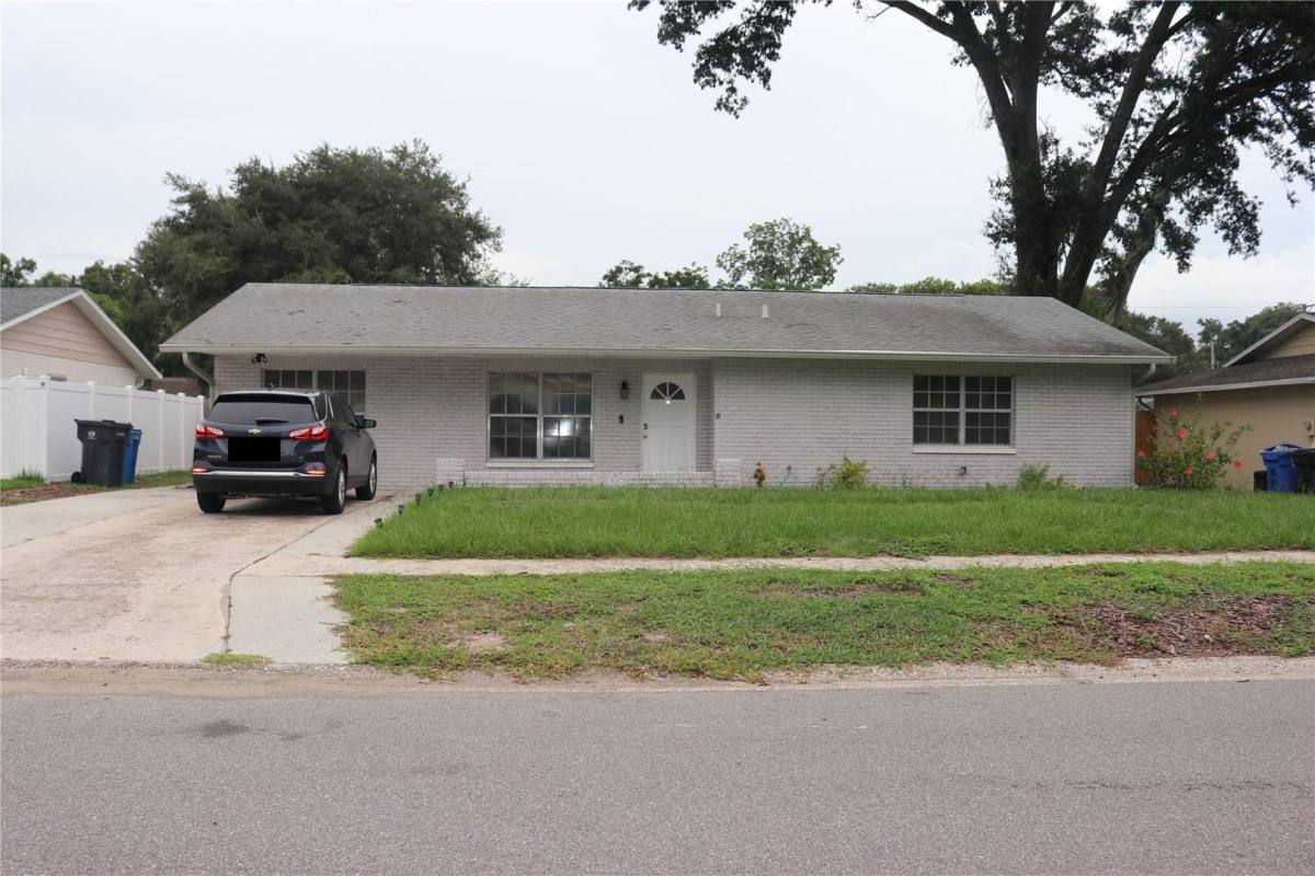 House for rent at 1208 Cedar Tree Lane, Seffner, FL 33584