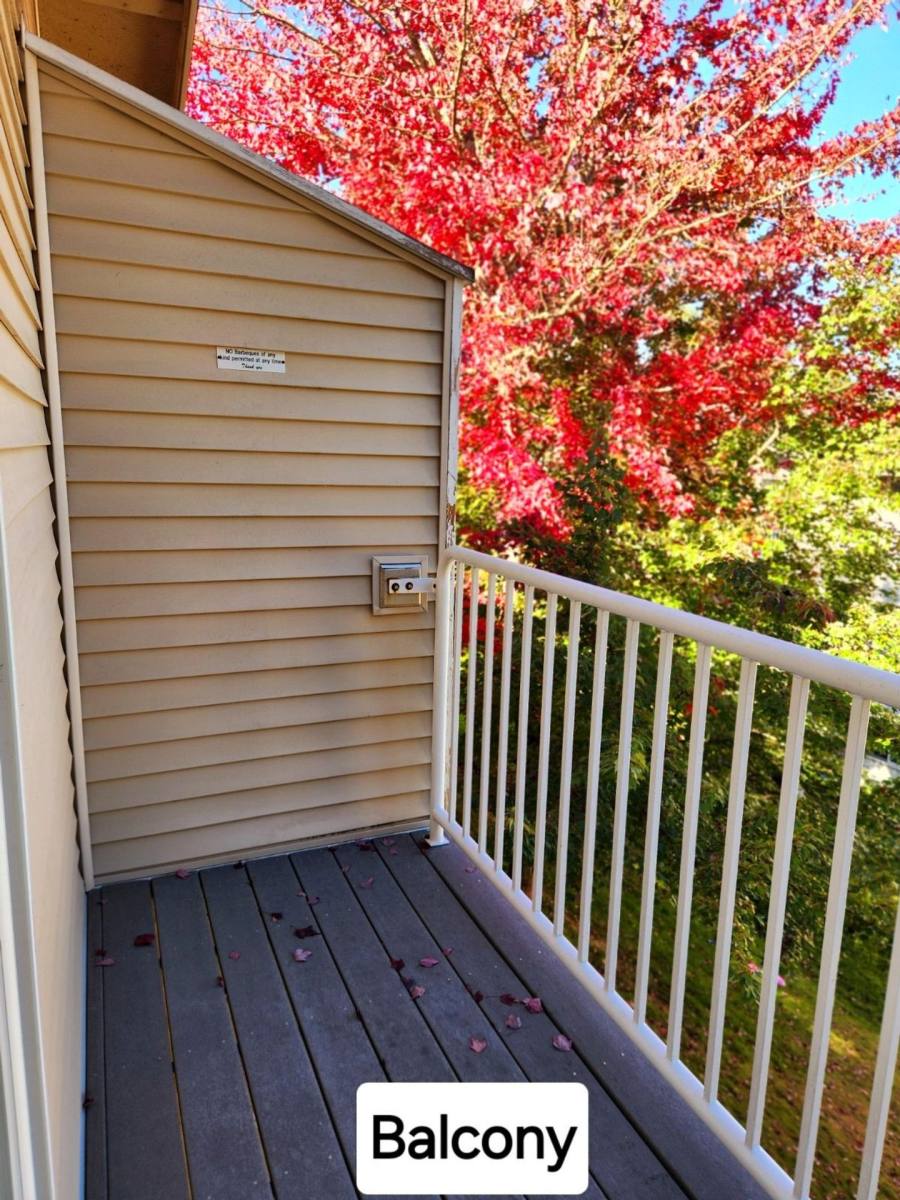 Apartment for rent at 701 43rd Ave SE, Puyallup, WA 98374