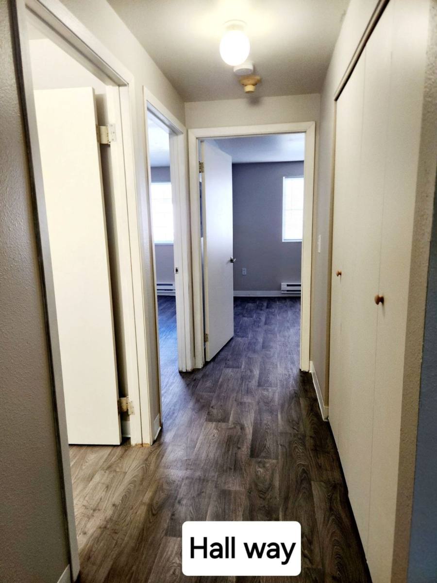 Apartment for rent at 701 43rd Ave SE, Puyallup, WA 98374