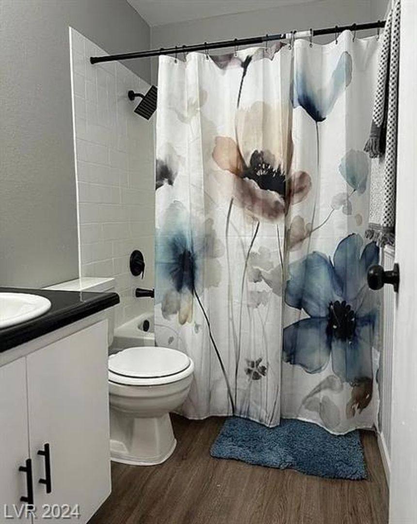 Apartment for rent at 444 N 13th St, Las Vegas, NV 89101