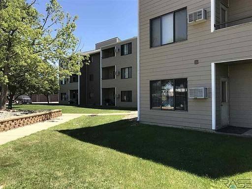 Apartment for rent at 3113 W 12th St, Sioux Falls, SD 57104