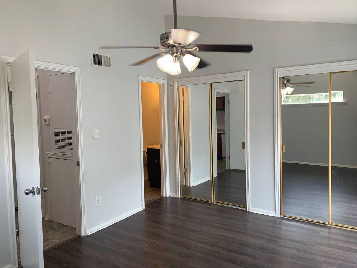 Apartment for rent at 2224 Pasadena Ave, Metairie, LA 70001