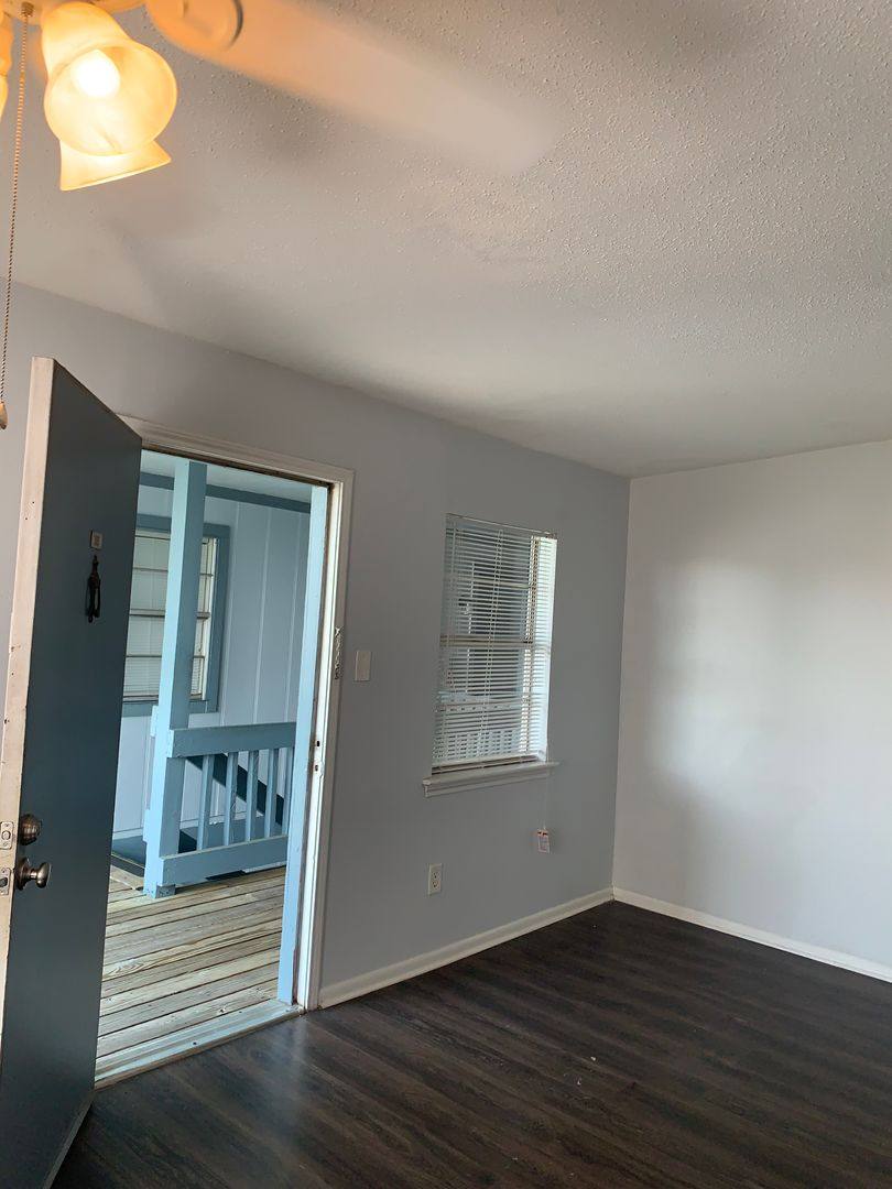 Apartment for rent at 2224 Pasadena Ave, Metairie, LA 70001