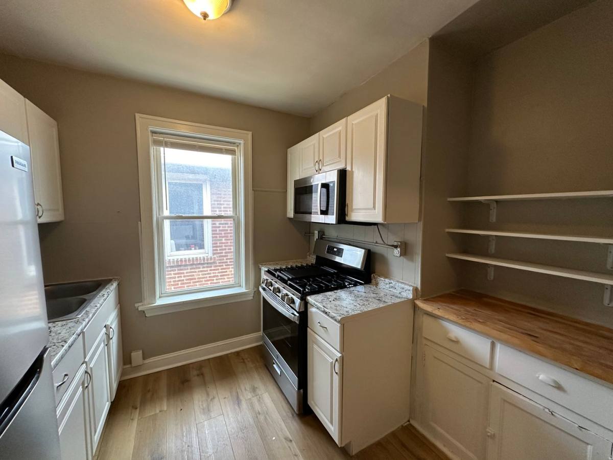 Apartment for rent at 4030-4032 Hydraulic Ave, Saint Louis, MO 63116