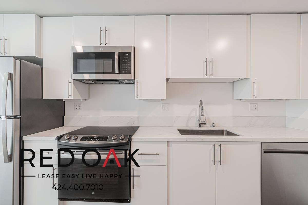 Condo for rent at 1860 N Western Ave #123, Los Angeles, CA 90027