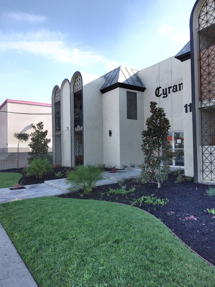 Apartment for rent at 11932 Paramount Blvd, Downey, CA 90242
