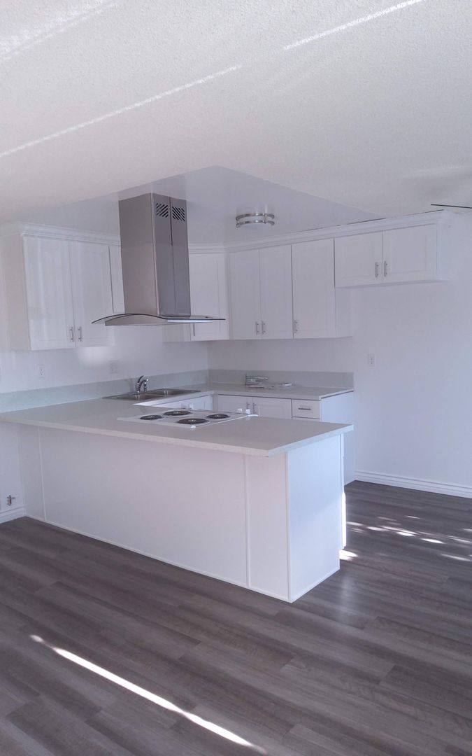 Apartment for rent at 11932 Paramount Blvd, Downey, CA 90242