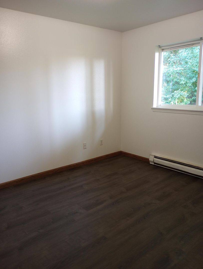 Apartment for rent at 1577 D St, Blaine, WA 98230