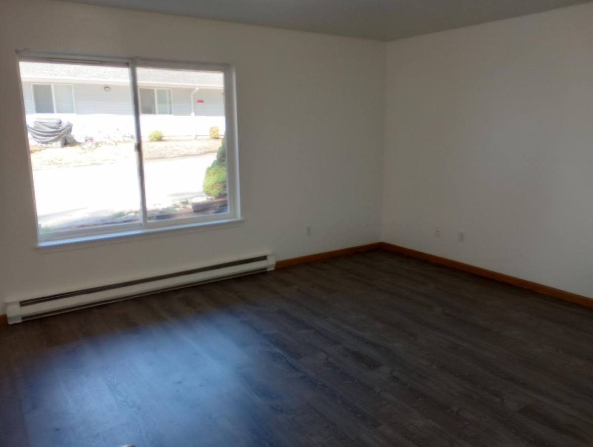 Apartment for rent at 1577 D St, Blaine, WA 98230
