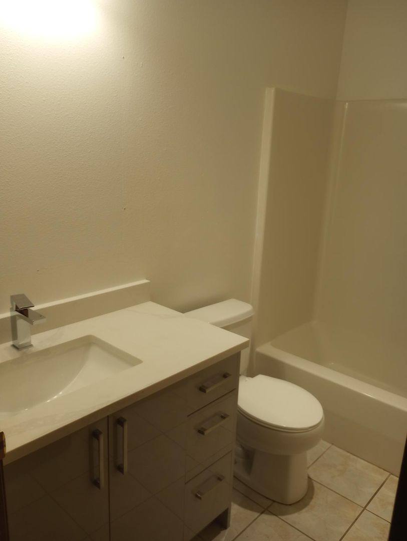 Apartment for rent at 1577 D St, Blaine, WA 98230