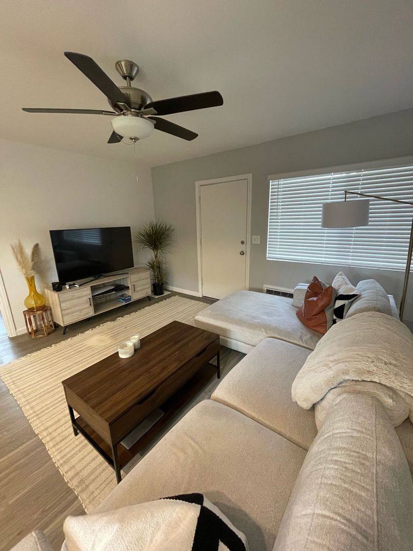 Apartment for rent at 4250 Jewell St #LP, San Diego, CA 92109