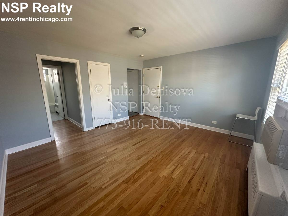Apartment for rent at 6700 N California #19-1W, Chicago, IL 60645