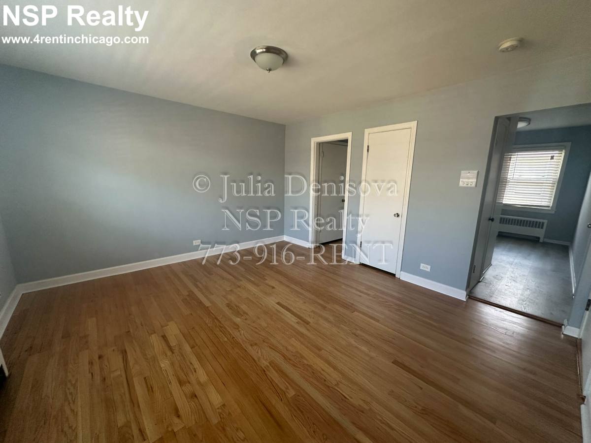 Apartment for rent at 6700 N California #19-1W, Chicago, IL 60645
