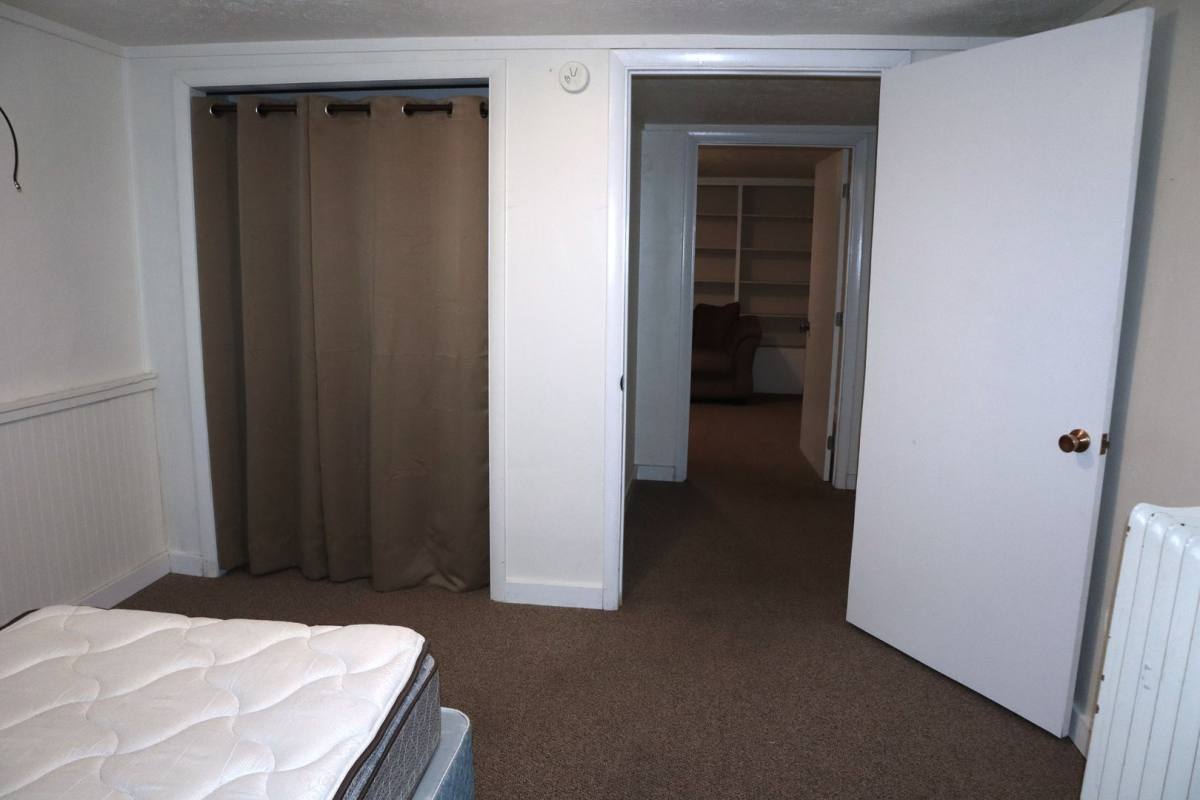Apartment for rent at 35 S Carpenter Ave, Indiana, PA 15701
