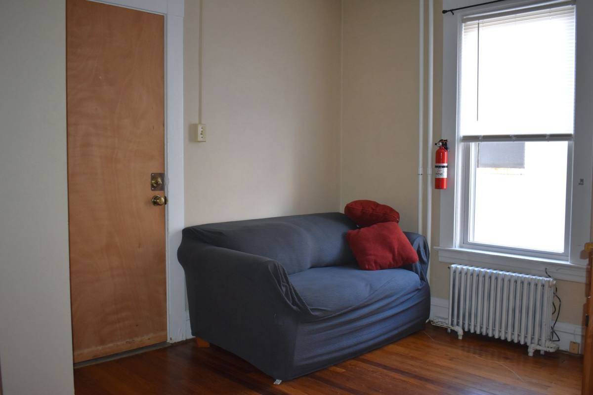 Apartment for rent at 35 S Carpenter Ave, Indiana, PA 15701