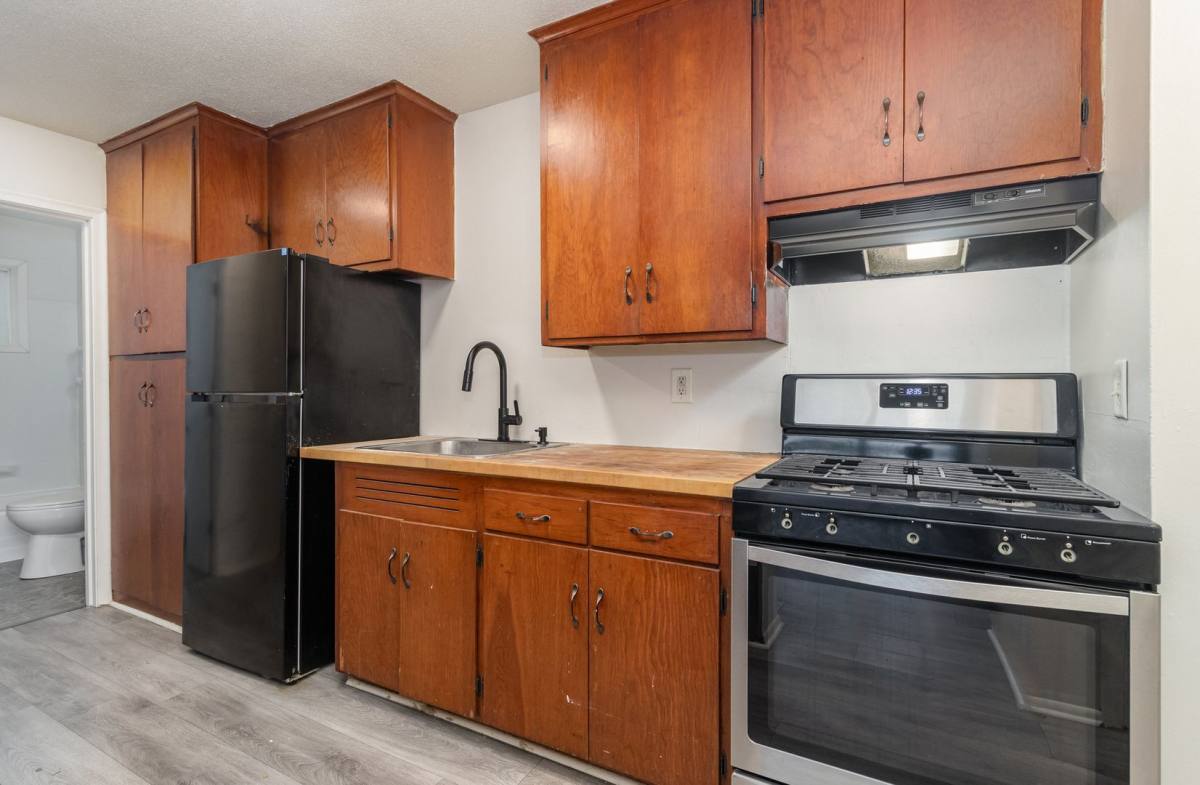 Apartment for rent at 2017 Commerce Blvd, Mound, MN 55364