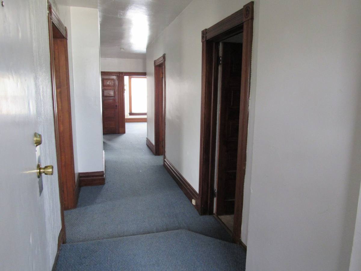 Apartment for rent at 787-789 Wayne Ave, Indiana, PA 15701