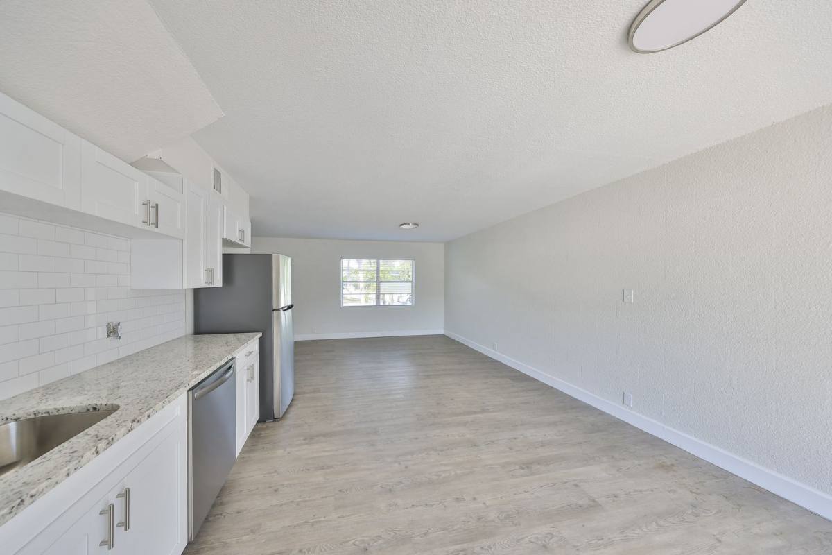 Townhouse for rent at 11960 133rd Ave, Largo, FL 33778