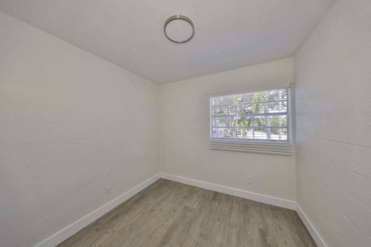 Townhouse for rent at 11960 133rd Ave, Largo, FL 33778
