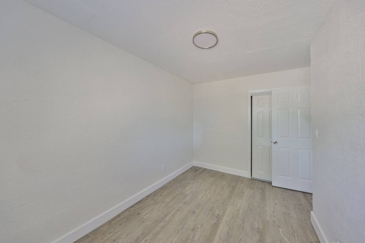 Townhouse for rent at 11960 133rd Ave, Largo, FL 33778