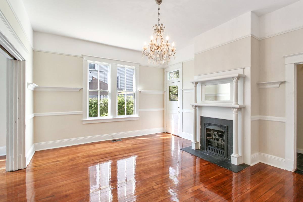 Apartment for rent at 808 Pine St, New Orleans, LA 70118