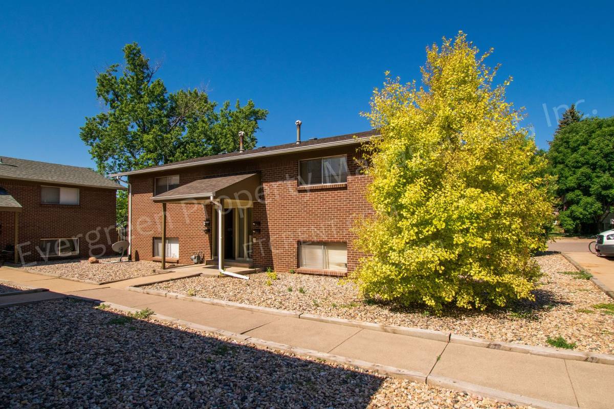 Apartment for rent at 927 James Court, Fort Collins, CO 80521