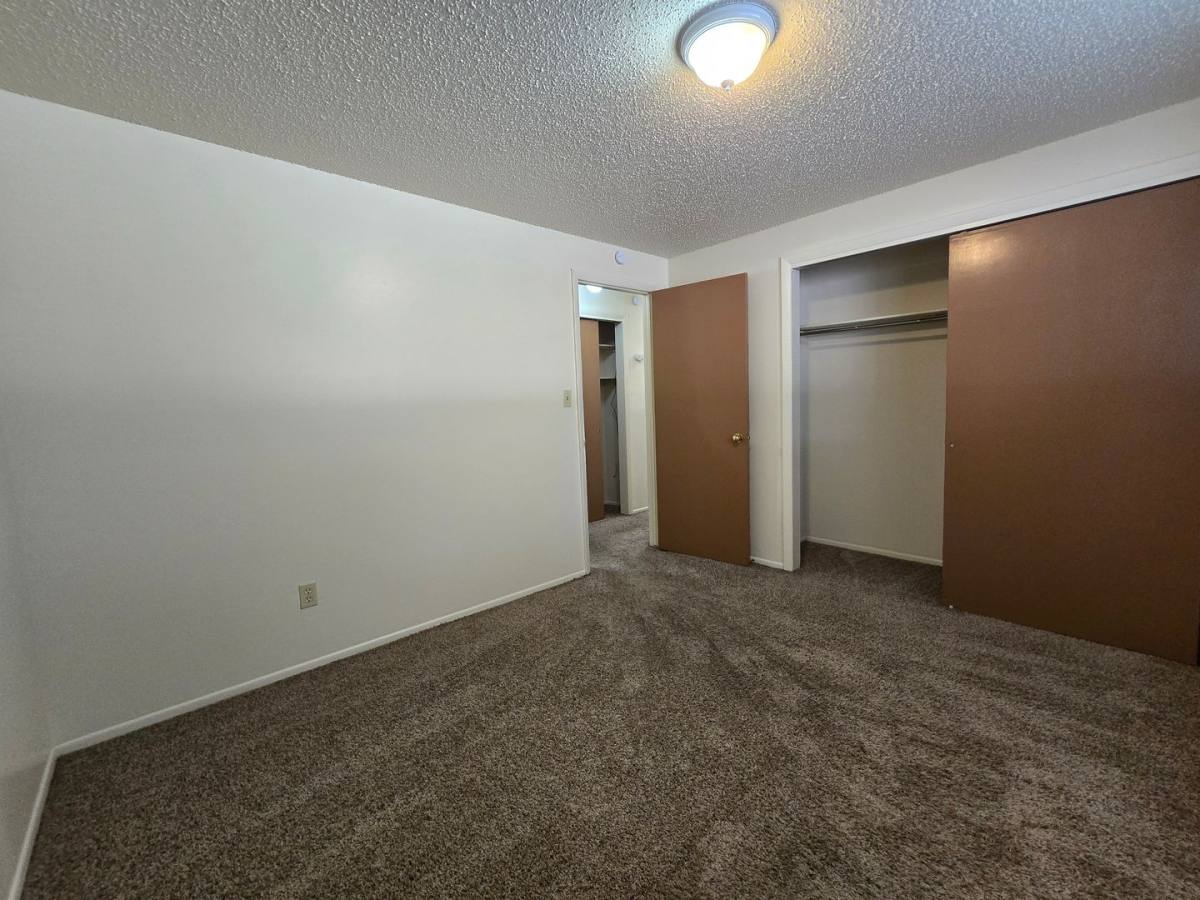 Apartment for rent at 1944 Meadow Dr, Longmont, CO 80501