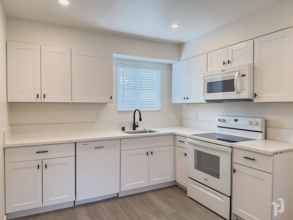 Apartment for rent at 1227 Esplanade, Chico, CA 95926