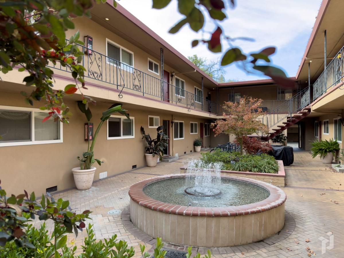 Apartment for rent at 1227 Esplanade, Chico, CA 95926