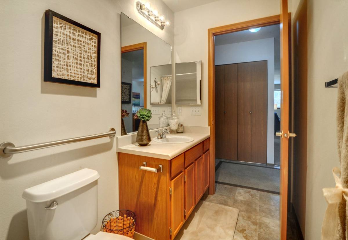 Apartment for rent at 12110 SE 312th St, Auburn, WA 98092